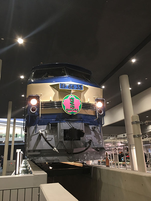京都鉄道博物館で展示されているEF66-35号機